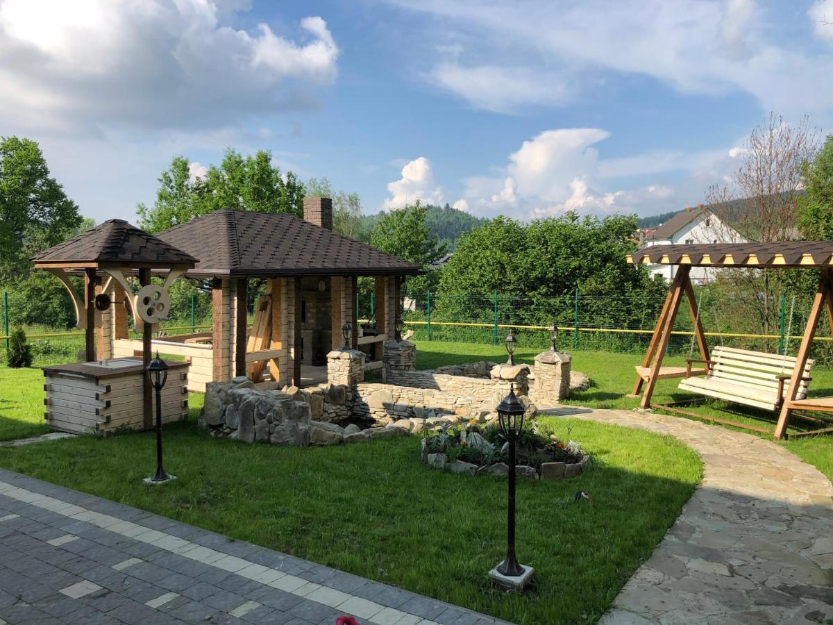 Апартаменти Олівія Skhidnytsia Exterior photo
